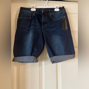 Signature studio Jean shorts